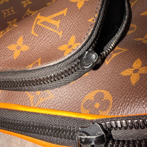 Louis Vuitton Monogram Brown and Black Messenger Bag - Picture 13 of 16